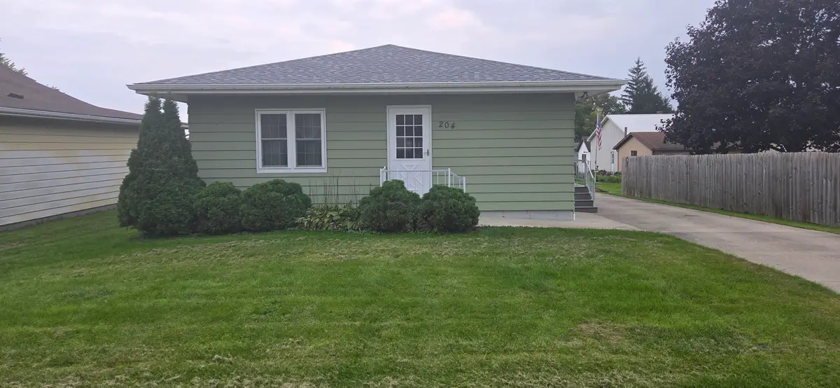 204 E Watson Street, Garnavillo, IA 52049 - #1