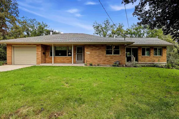 2325 Coates Street, Dubuque, IA 52003