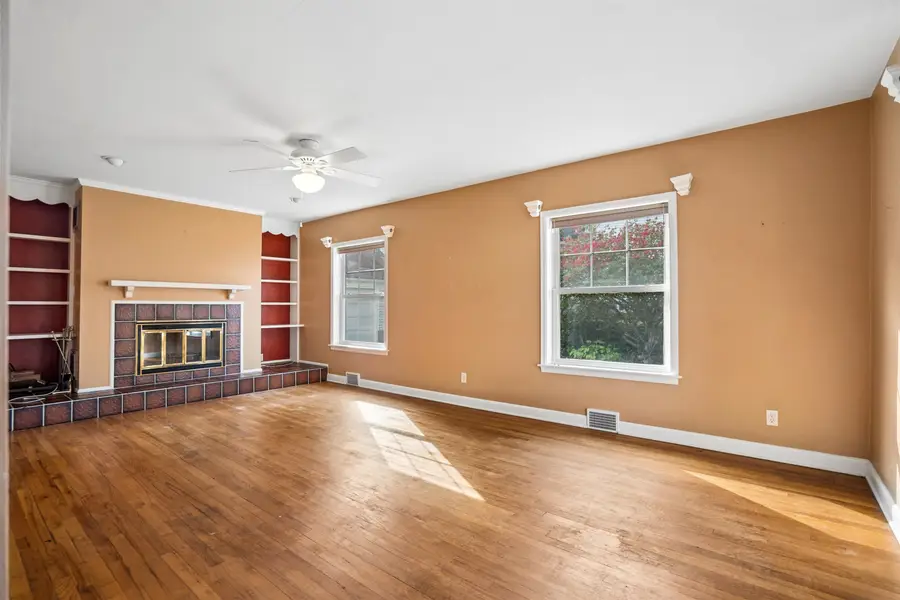 513 S 4th Street, Maquoketa, IA 52060 - #3