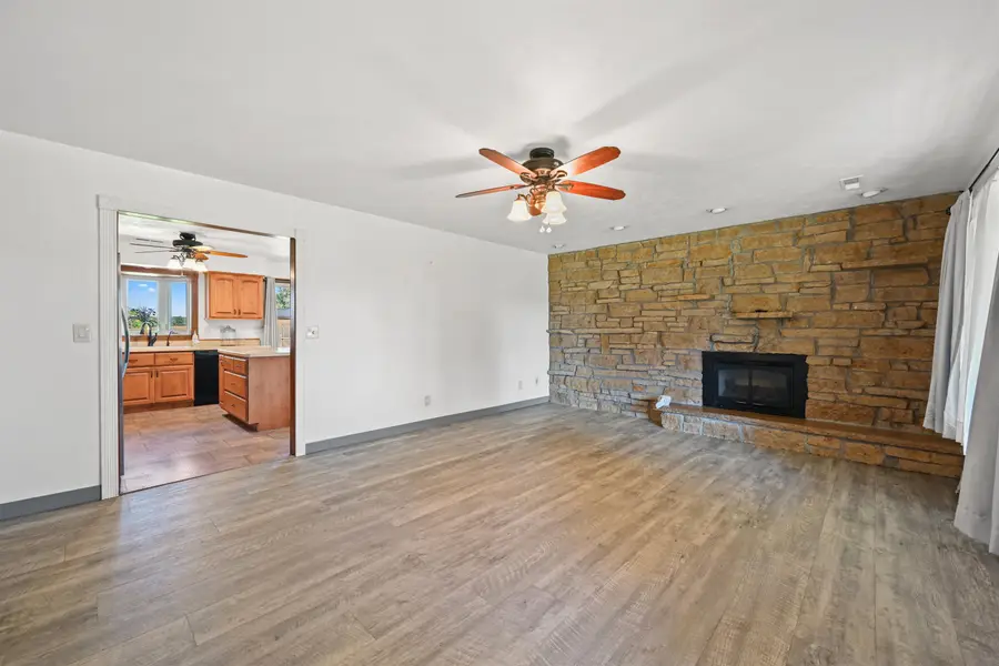 360 Highland Drive, East Dubuque, IL 61025 - #3