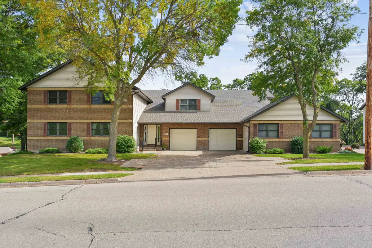 2390 Unit 1 Chaney Road, Dubuque, IA 52001 - #1