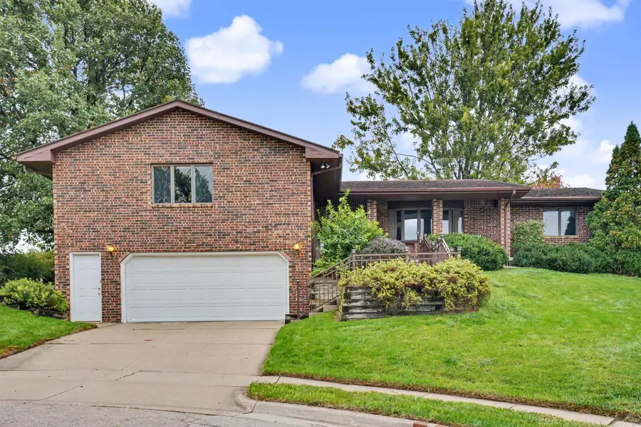 2305 Buckskin Circle, Dubuque, IA 52001 - #2