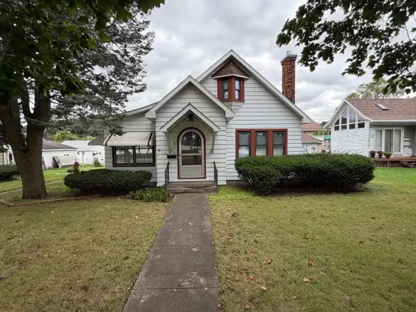 810 S River Park Drive, Guttenberg, IA 52052-0561