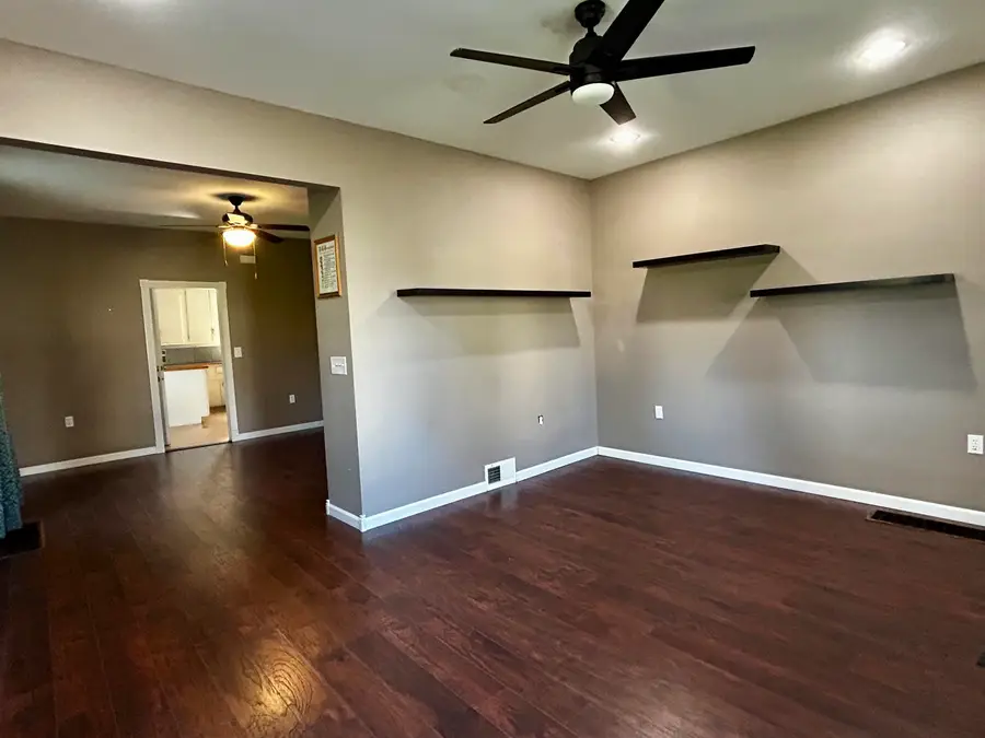730 Edith Street, Dubuque, IA 52001-1236 - #3