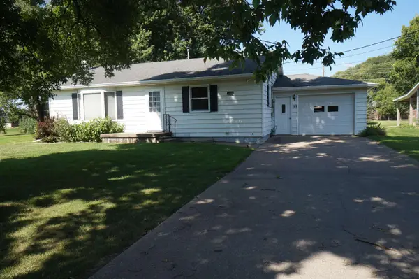 703 Spring Street, Bellevue, IA 52031