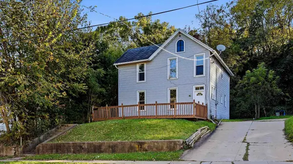 366 Kauffman Avenue, Dubuque, IA 52001