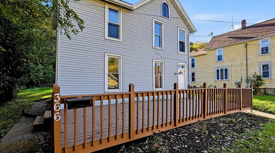 366 Kauffman Avenue, Dubuque, IA 52001 - #2