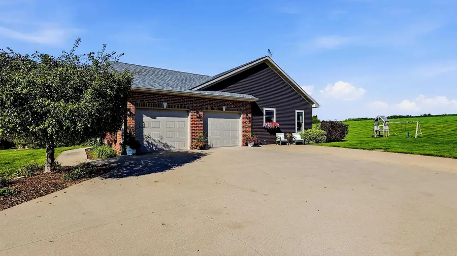 7460 Prairie View Lane, Dubuque, IA 52003 - #3