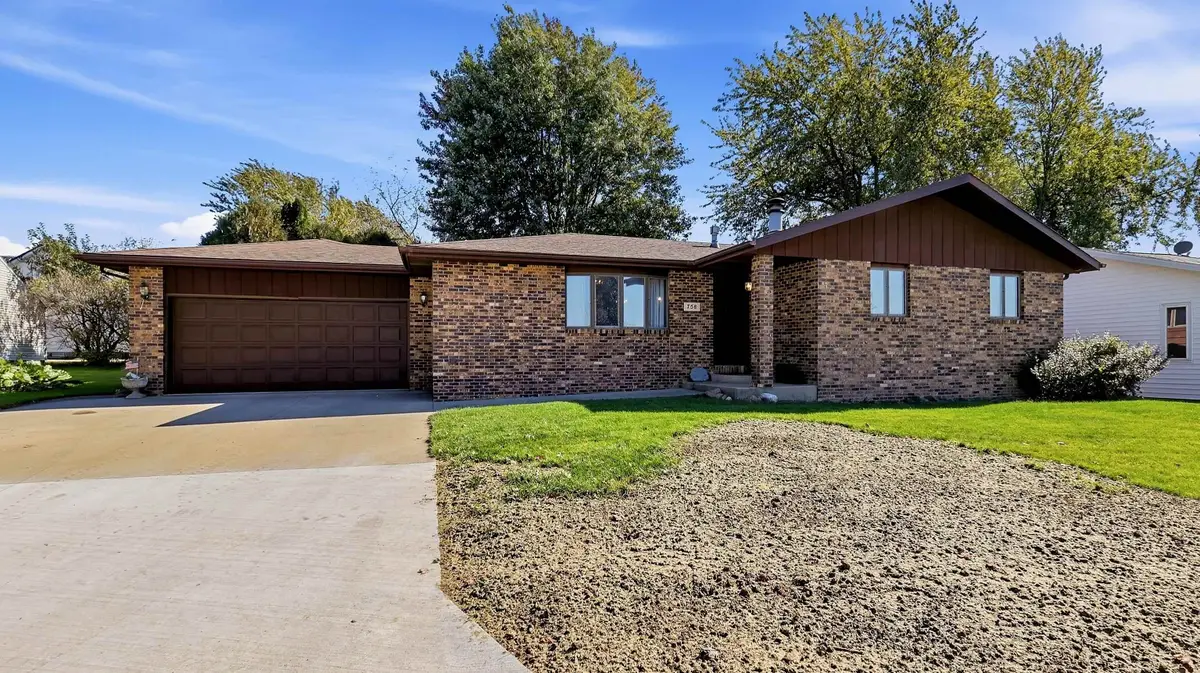 758 Highland Court, Holy Cross, IA 52053 - #1
