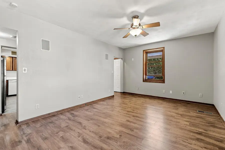 825 W Locust Street, Dubuque, IA 52001 - #3