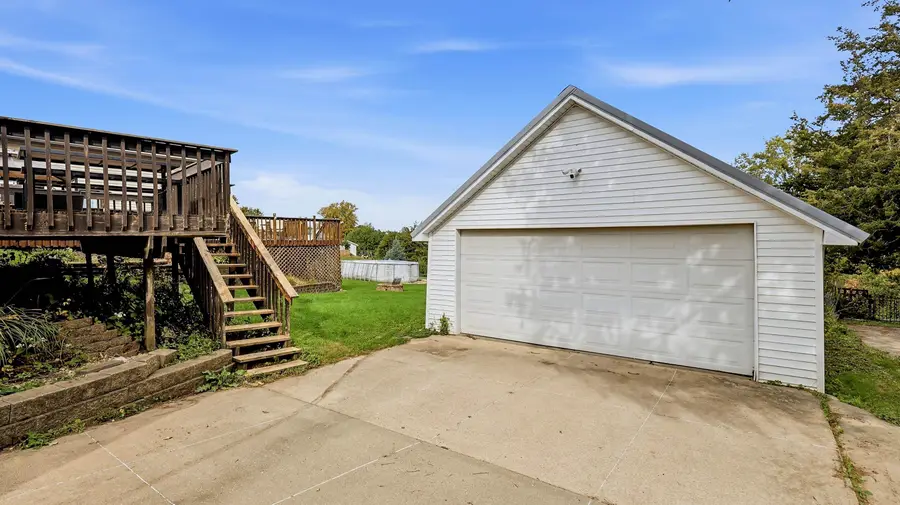 929 Mount Loretta Avenue, Dubuque, IA 52003 - #2