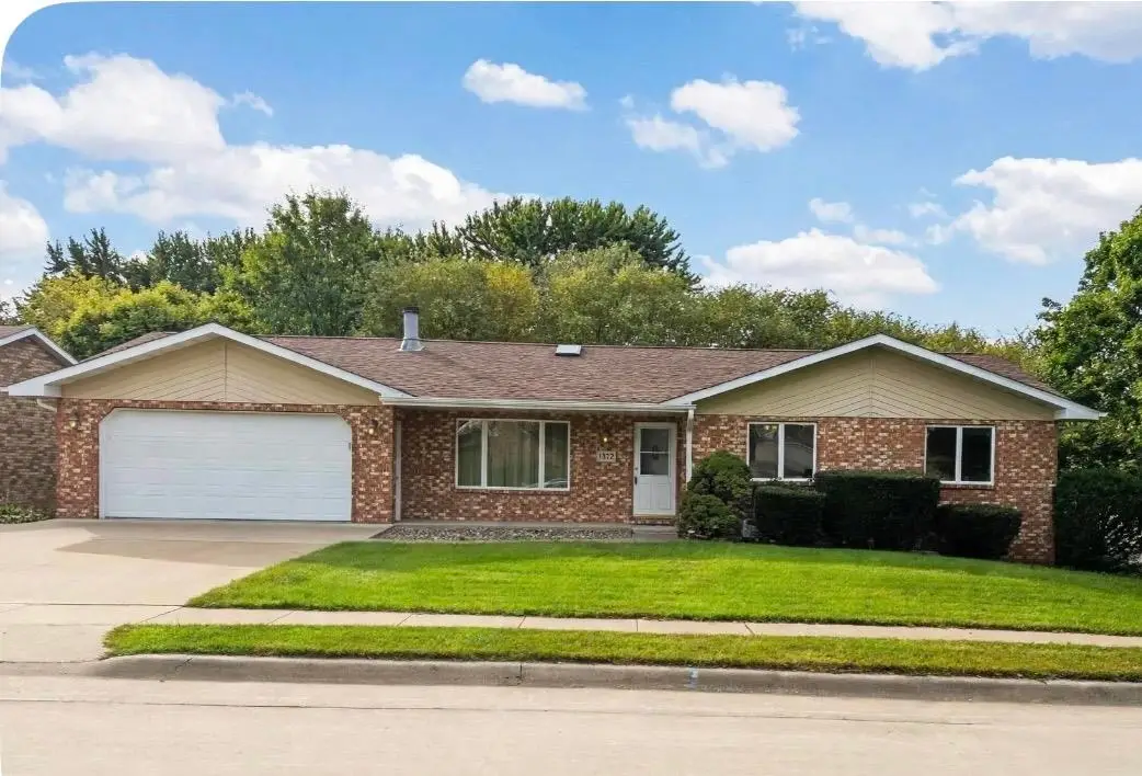 4882 Camelot Drive, Dubuque, IA 52002 - #1