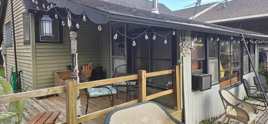 407 Sandy Point Road, Harpers Ferry, IA 52146 - #2