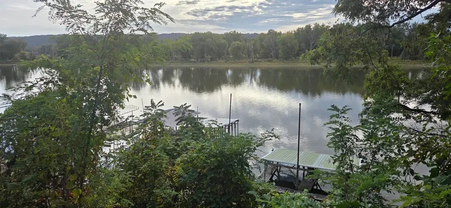 407 Sandy Point Road, Harpers Ferry, IA 52146 - #3