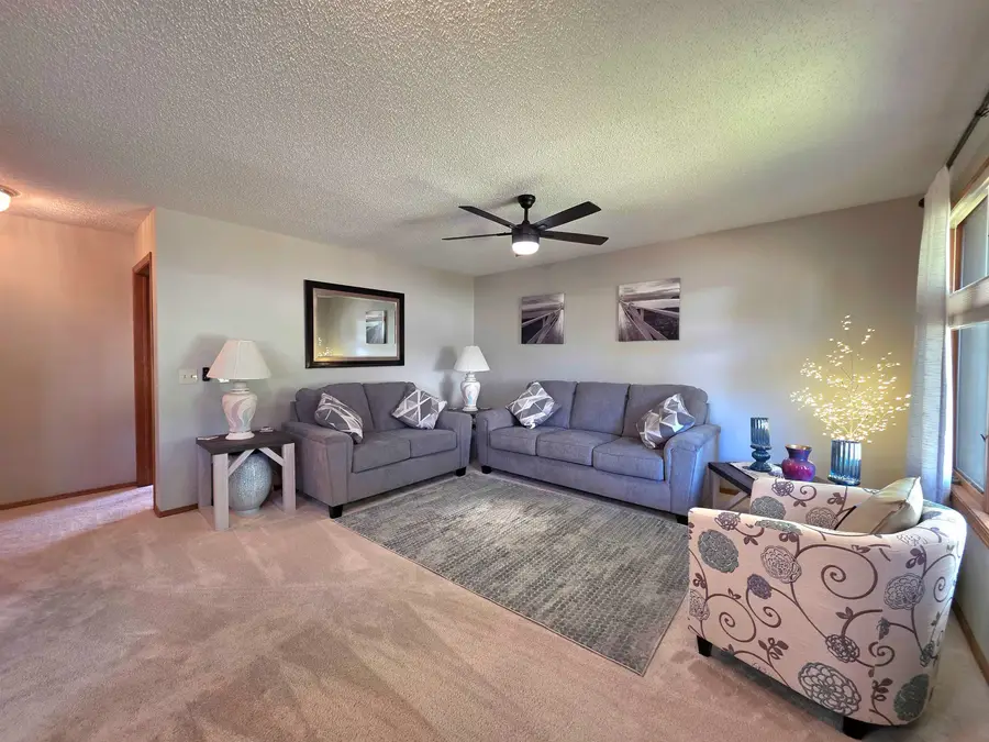 1398 Oak Park Place, Dubuque, IA 52002 - #2