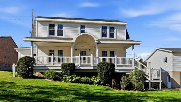 17465 Gardners Lane, Dubuque, IA 52001