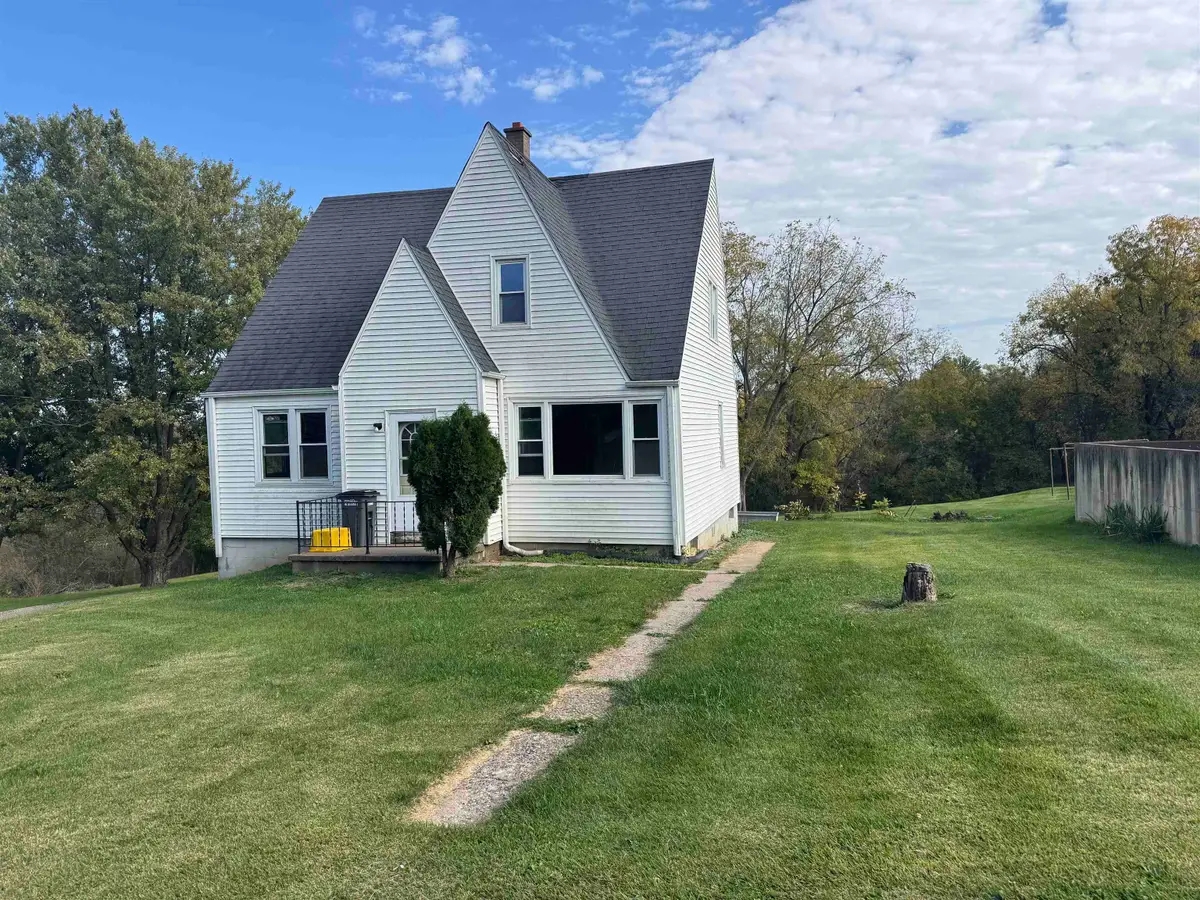3595 Crescent Court, Dubuque, IA 52001 - #1