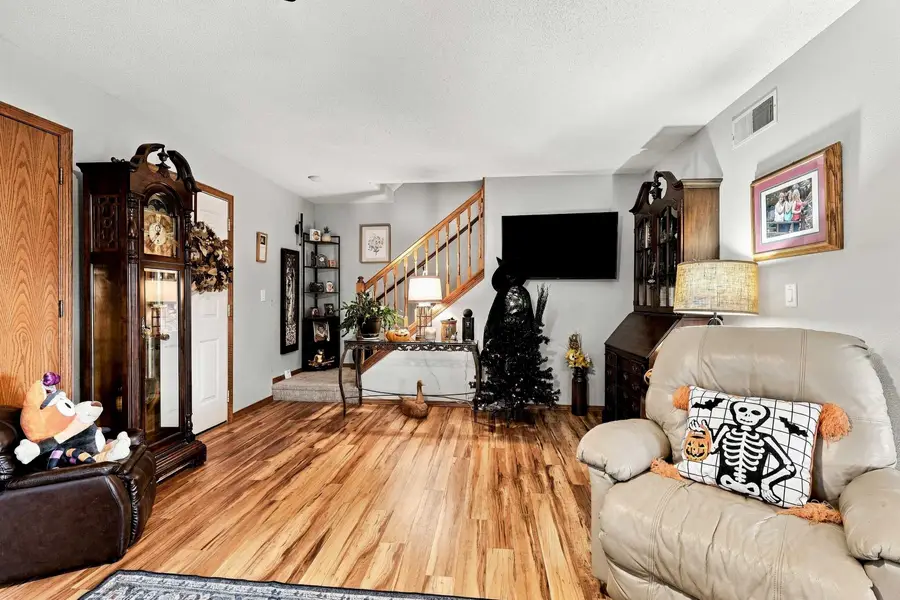 3058 Deerwood Circle, Dubuque, IA 52003 - #3