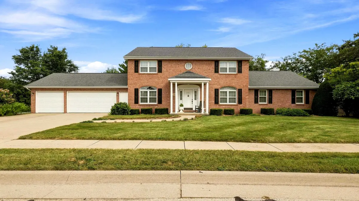 2807 Arbor Hills Drive, Dubuque, IA 52001 - #1
