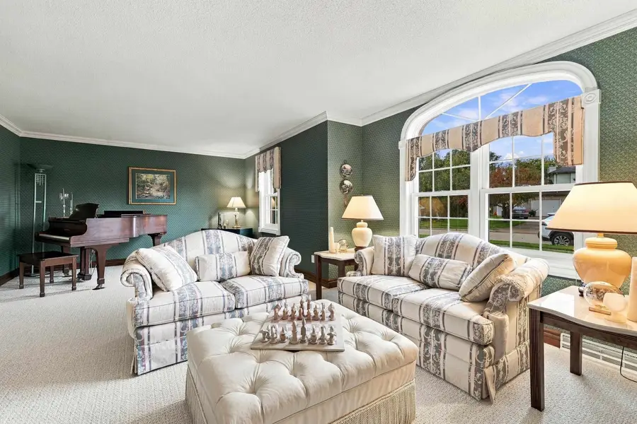 2807 Arbor Hills Drive, Dubuque, IA 52001 - #3