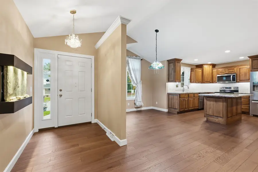 3187 Highland Park Drive, Dubuque, IA 52001 - #3