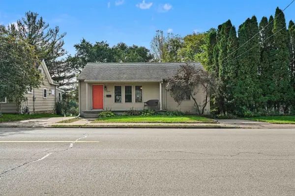 1341 S Grandview Avenue, Dubuque, IA 52003