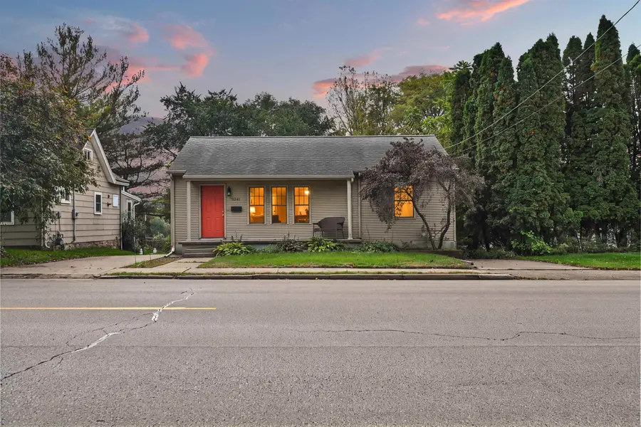 1341 S Grandview Avenue, Dubuque, IA 52003 - #2