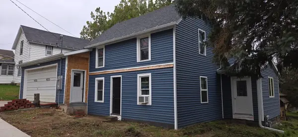 302 Poplar Street, Elkader, IA 52043