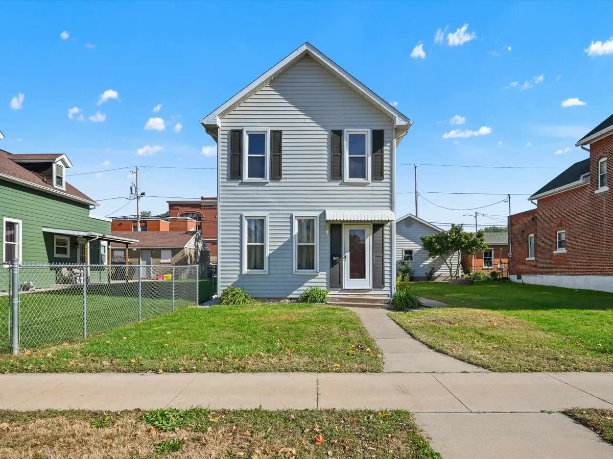 2256 Prince Street Street, Dubuque, IA 52001 - #1