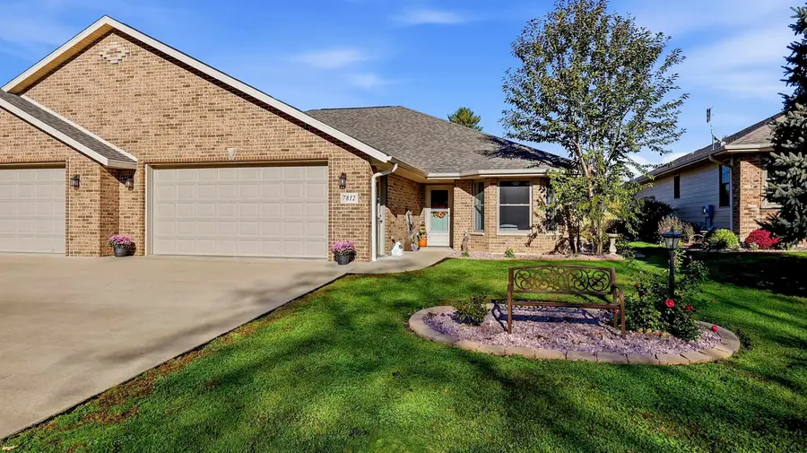 7812 Timmerman Drive, East Dubuque, IL 61025 - #2