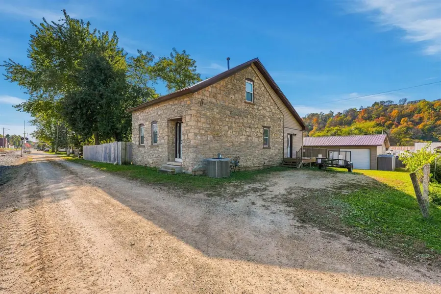 110 N Third Street, Guttenberg, IA 52052 - #2