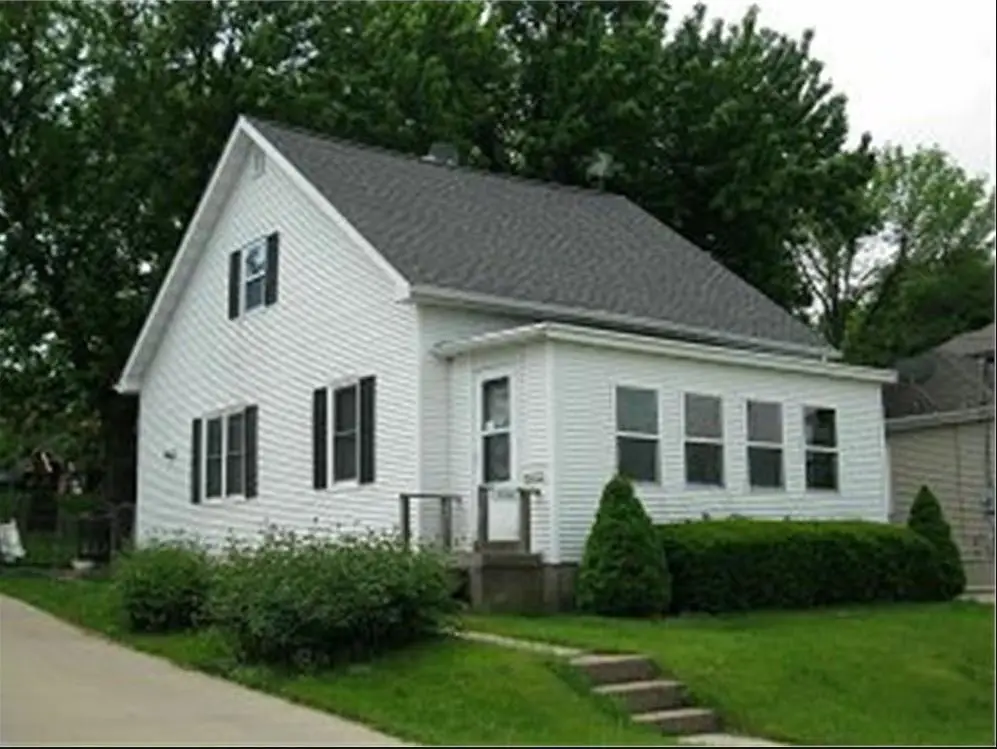 2666 Beverly Avenue, Dubuque, IA 52001 - #1