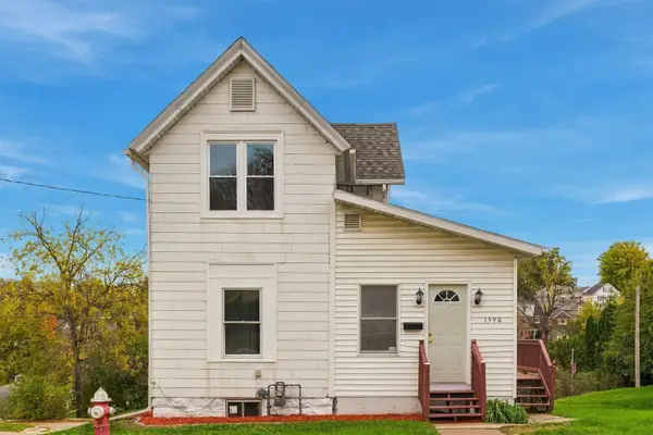 1590 N Grandview Avenue, Dubuque, IA 52001