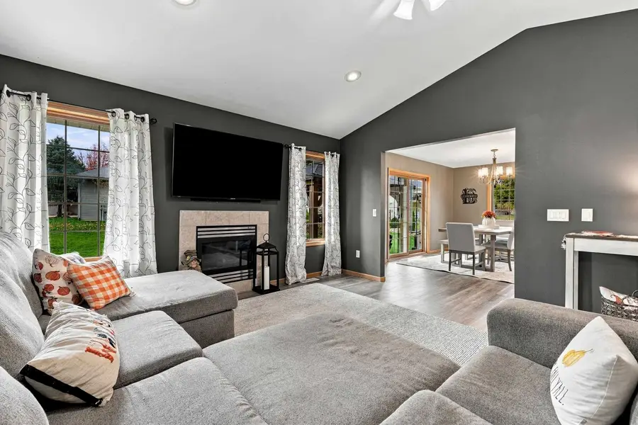 2341 Deerborn Drive, Dubuque, IA 52002 - #3
