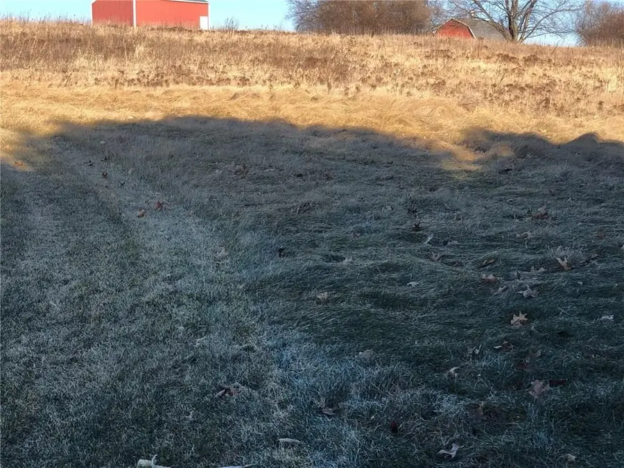 944- 1 Meadowbrook Avenue, Newton, IA 50208 - Image #3