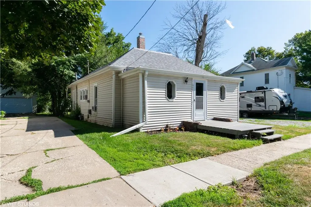 611 W 7th Street, Boone, IA 50036 - #1
