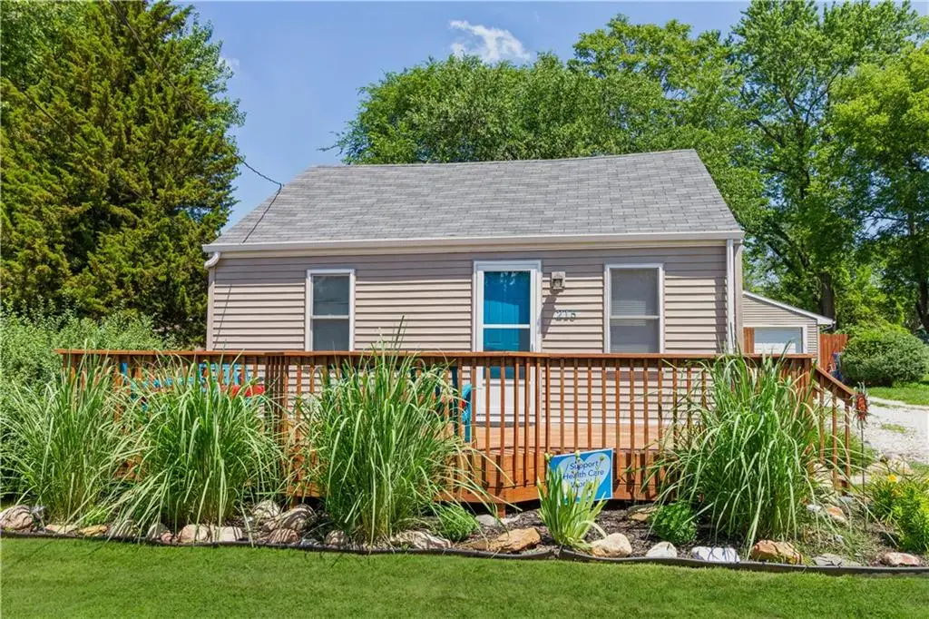 215 Mckinley Avenue, Des Moines, IA 50315 - Image #1