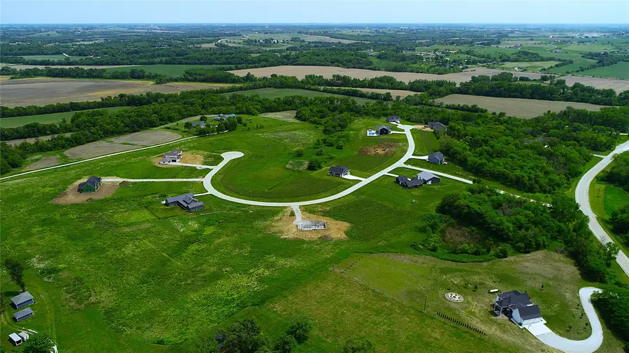 7555 86th Lane, Indianola, IA 50125 - Image #2