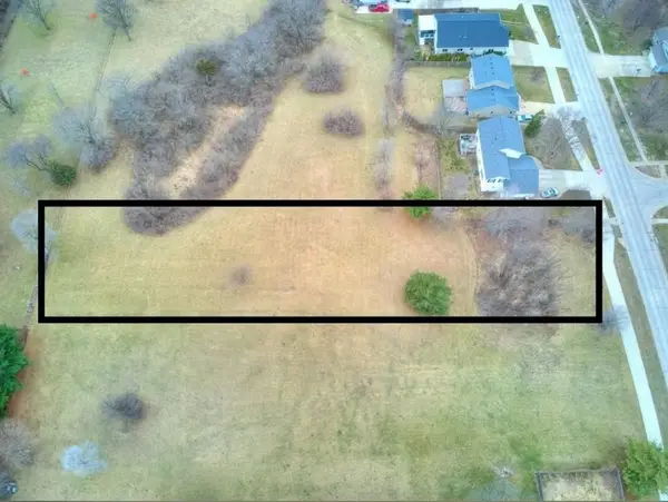 1796 W Euclid Street, Indianola, IA 50125