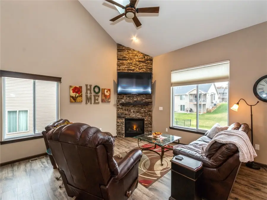 605 Doe Avenue, Tiffin, IA 52340 - #3