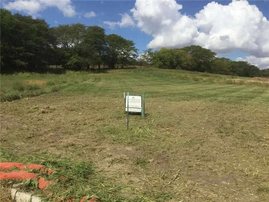 10223 Crownland Place, West Des Moines, IA 50266 - Image #2