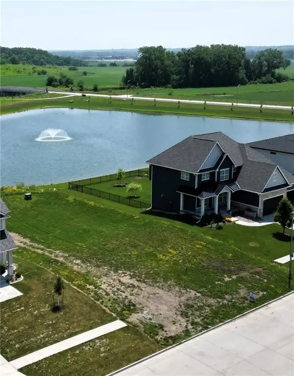 1456 S 100th Street, West Des Moines, IA 50266