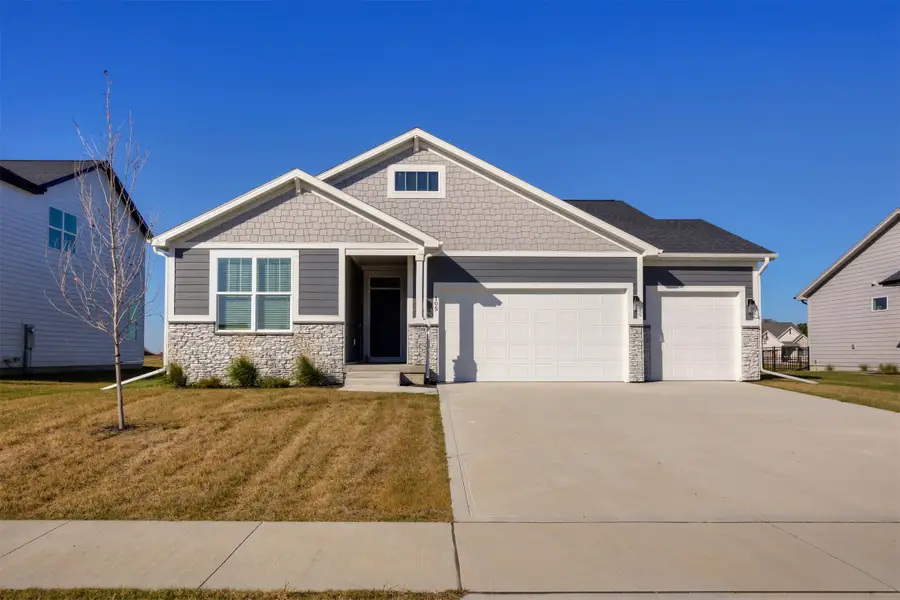 105 NW Ashley Court, Waukee, IA 50263 - Image #2