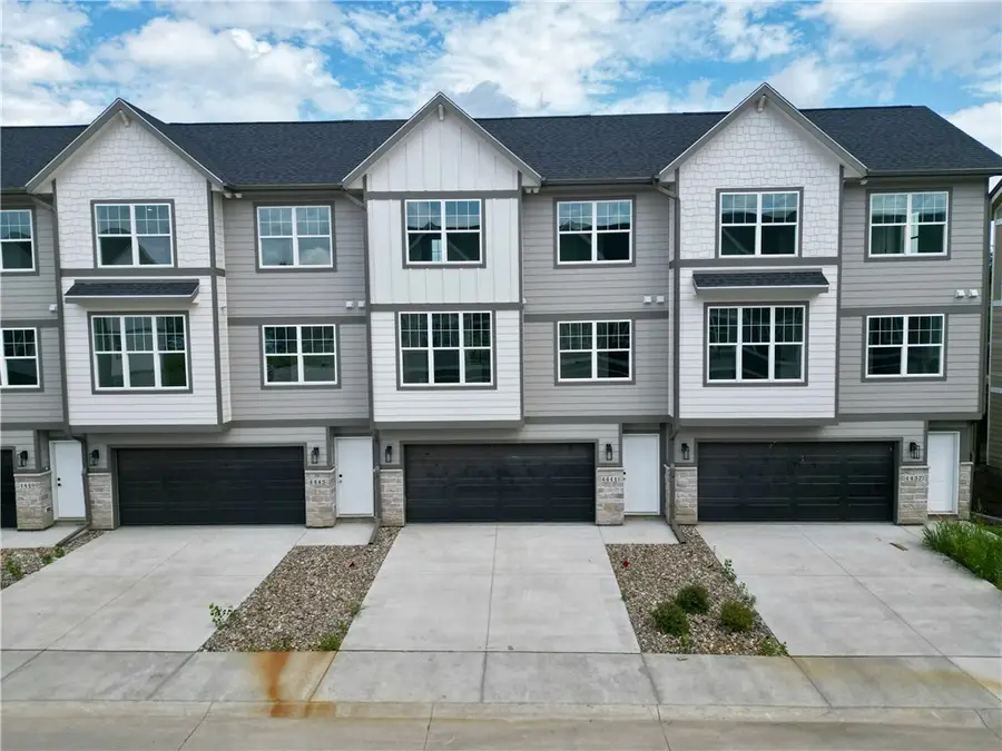 4449 154th Street, Urbandale, IA 50323 - Image #3