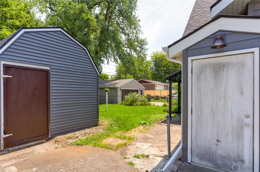 1801 York Street, Des Moines, IA 50316 - #3