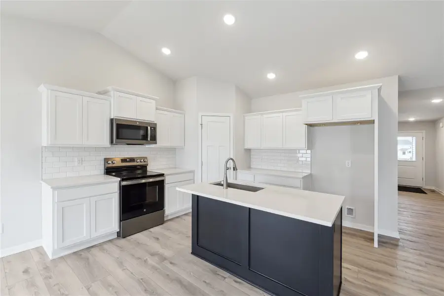 1512 NW Benjamin Drive, Ankeny, IA 50023 - Image #2