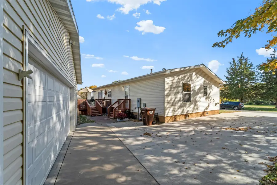 206 & 208 E Minerva Street, Albion, IA 50005 - Image #2