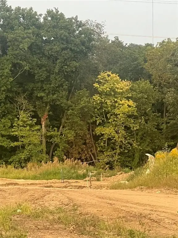 5678 Walnut Ridge Drive, Des Moines, IA 50317 - Image #2