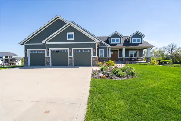 9441 Coneflower Circle, Norwalk, IA 50211