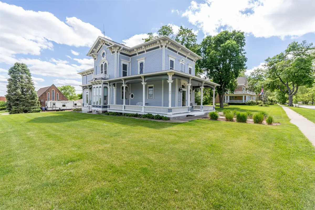 204 W Washington Street, Winterset, IA 50273 - Image #1